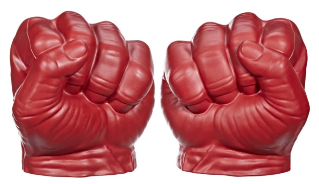 Puños Hulk rojo Capitan America: Brave New World - Imagen 2